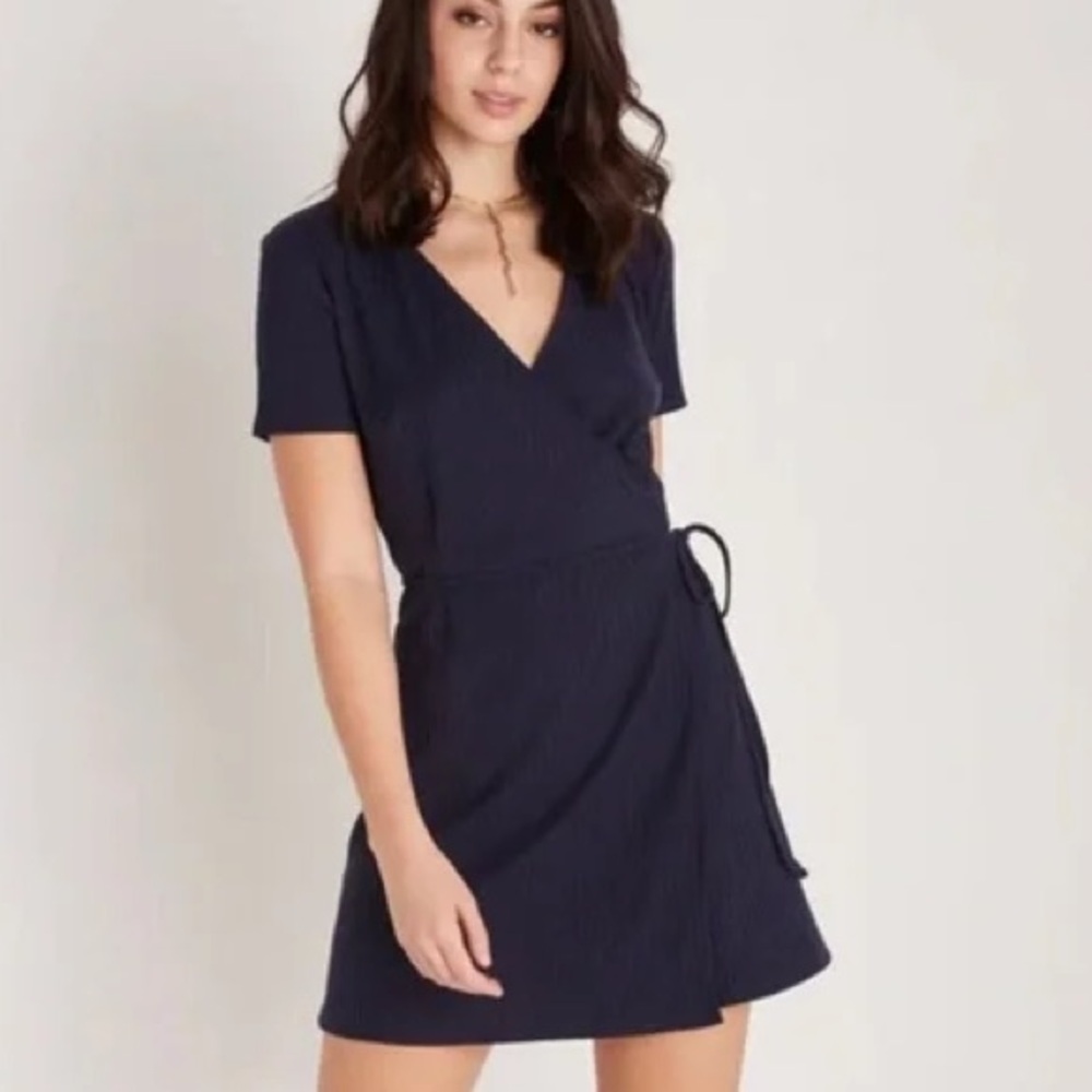 NWOT BACKYARD ROSES RIBBED NAVY WRAP DRESS